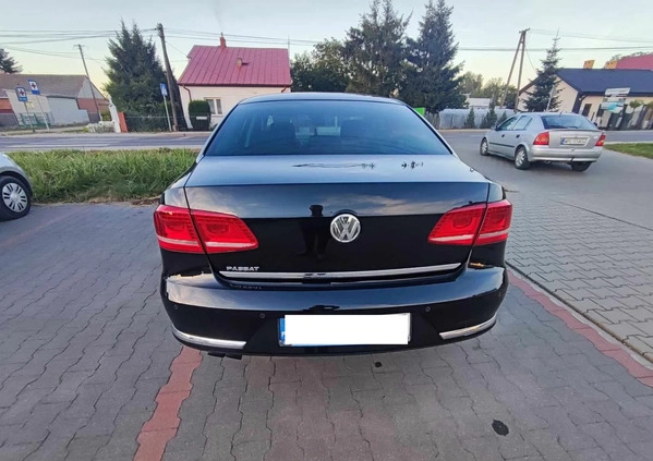 Volkswagen Passat cena 38999 przebieg: 260290, rok produkcji 2012 z Ustroń małe 106